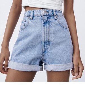 Zara mom shorts light wash